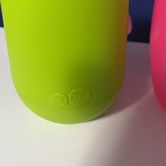 Baby cups for baby led weaning - Picture 2 of 7